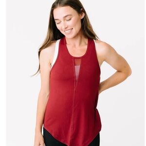 ZYIA effortless racer tank cranberry (M)